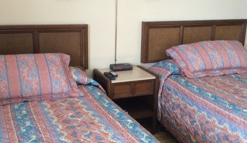 Habitación estándar doble, 2 camas dobles, no fumadores