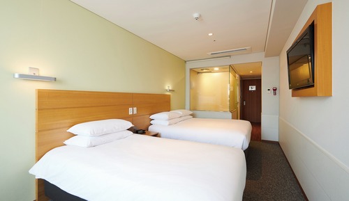 Habitación familiar con 2 camas individuales (With Breakfast for 3)