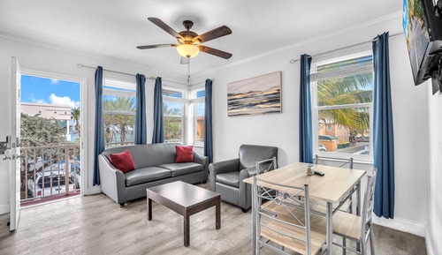 Large Bedroom Apartment Suite