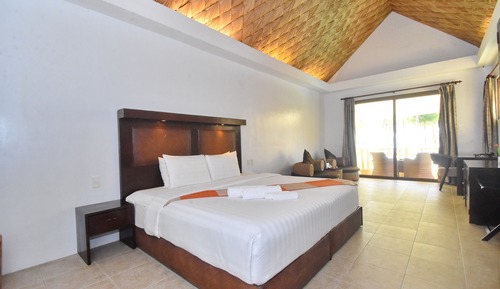 Premier Room for 2 pax