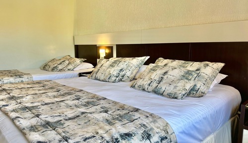 Habitación cuádruple estándar