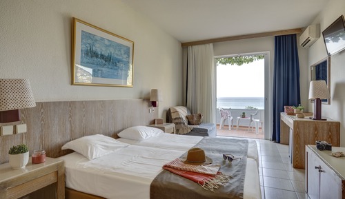 Habitación con 2 camas individuales, vistas al mar