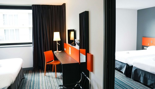 Suite estándar, 2 camas dobles, habitaciones comunicadas