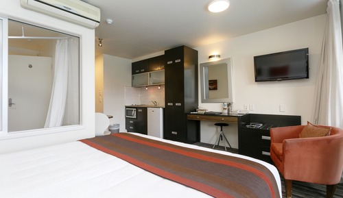 Estudio, 1 cama de matrimonio grande, junto a la piscina