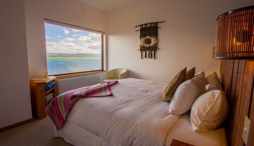 Habitación superior con 1 cama doble o 2 individuales, vistas al mar