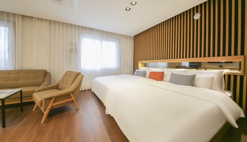 Habitación junior con 2 camas individuales