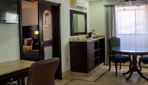 Suite, 2 camas de matrimonio, no fumadores