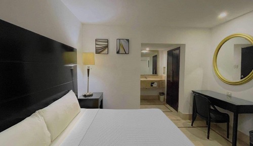 Suite, 1 cama de matrimonio grande con sofá cama, no fumadores