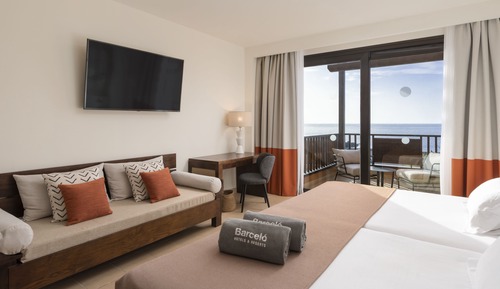 Habitación Deluxe, vistas al mar (2 adults + 1 child)