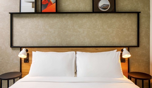 Suite superior, 1 cama doble, accesible para personas con discapacidad (Adapted 1 3/4 bed)