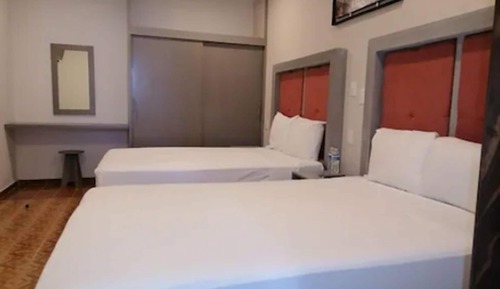 Habitación cuádruple estándar