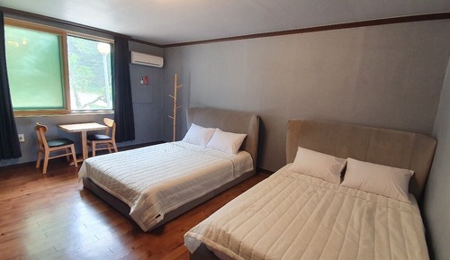 Suite Twin
