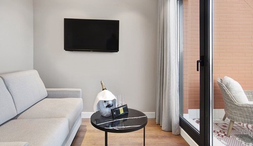 Suite junior, balcón