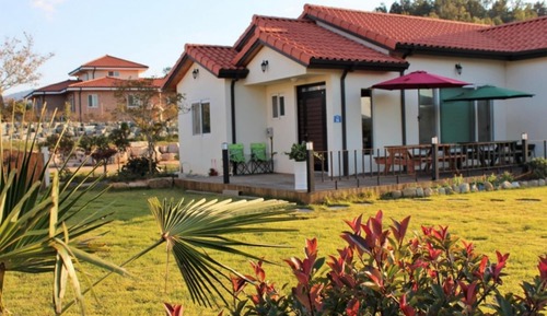 Room (24 pyeong (private house type/buildin)