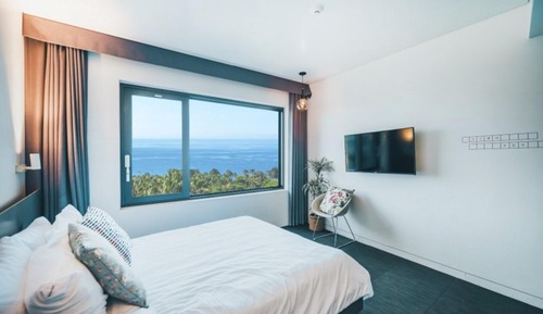 Room (Standard (Random Assignment))