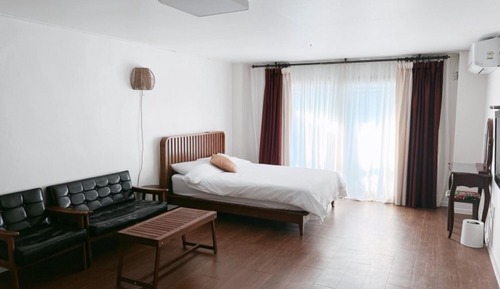 Room (Melon Star (2F))