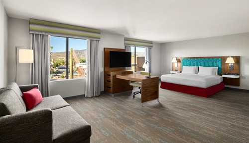 Suite, 1 cama de matrimonio grande, frigorífico y microondas, con vistas