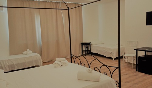 Habitación Confort con 1 cama doble o 2 individuales