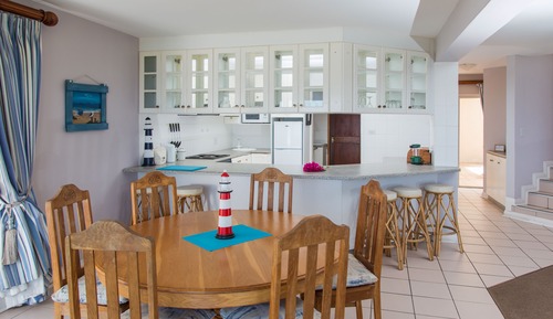 Villa, 3 habitaciones, balcón, vistas al mar