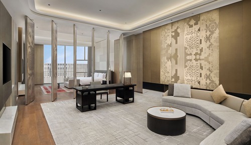 Suite Elite (Hu)