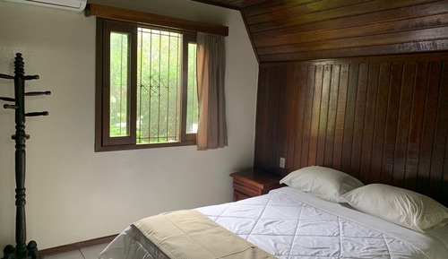 Chalet familiar, 1 habitación, chimenea, vistas al jardín