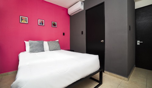 Habitación económica, sin ventanas