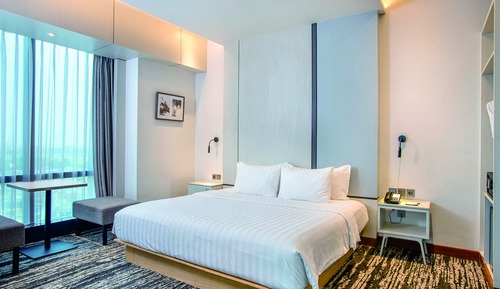 Suite (SKY)