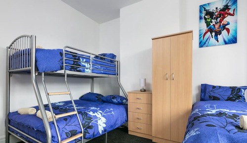 Habitación familiar, varias camas