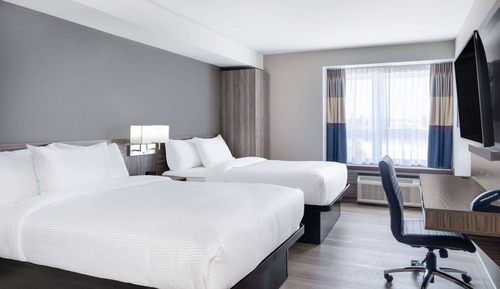 Suite estudio, 2 camas de matrimonio, no fumadores