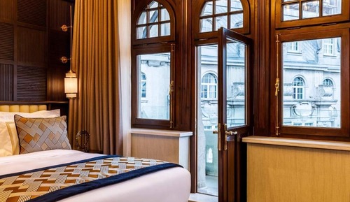 Deluxe Room with Balcony