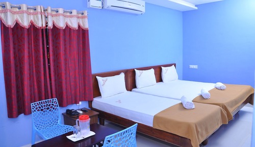 Deluxe Triple Room