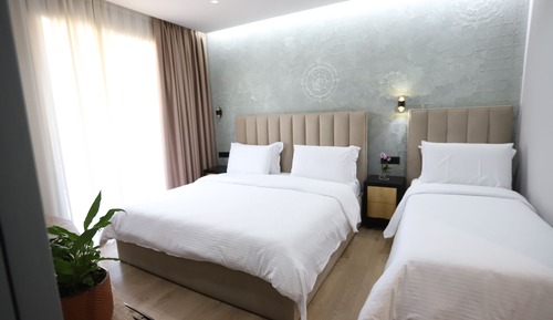 Triple Room with Jacuzzi