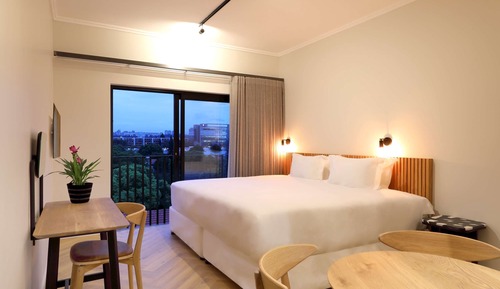 Estudio, 1 cama de matrimonio grande