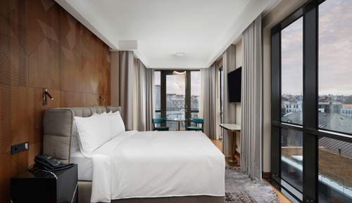 King Corner Suite