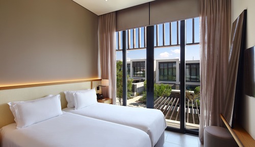 Garden Executive Suite