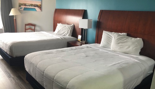 Habitación básica con 1 cama doble o 2 individuales, 2 camas de matrimonio, no fumadores