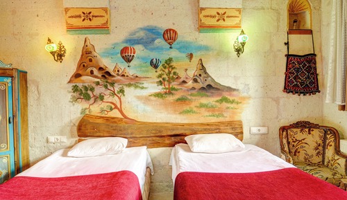 Stone/Arch Room- 103