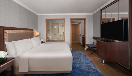 Habitación superior, 1 cama de matrimonio grande, vistas a la ciudad