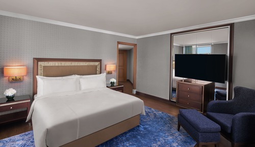 Habitación Deluxe, 1 cama de matrimonio grande, vistas a la ciudad