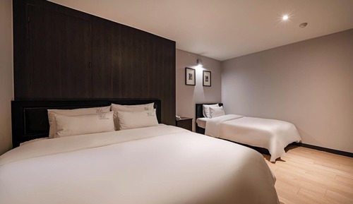 Room (Deluxe Twin (equipped with ace bed qu)
