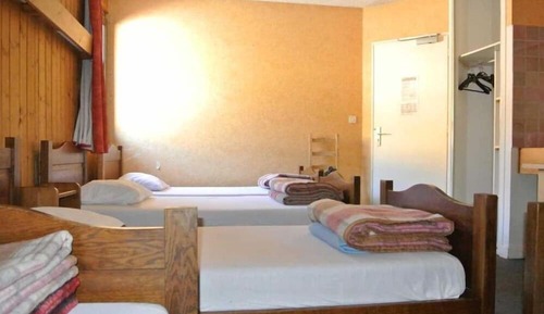 Habitación cuádruple económica