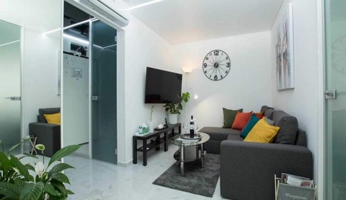 Apartamento (Modern & Luxury APT Zagreb Airport W/)