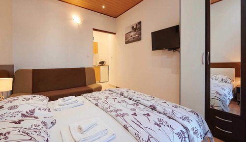Apartamento (Studio Apartment with Terrace 2 (Fili)