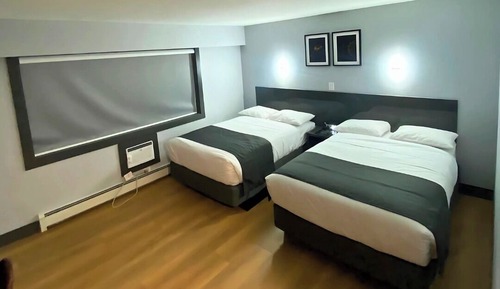 Habitación Deluxe doble, 2 camas dobles