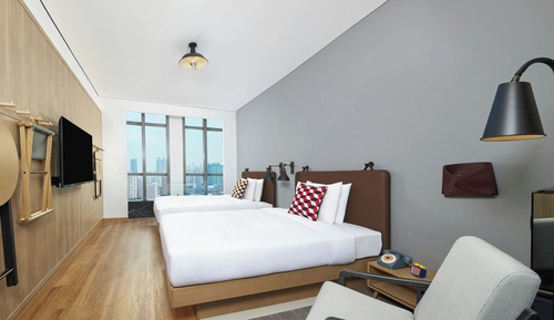 Habitación estándar, 2 camas dobles, vistas a la ciudad