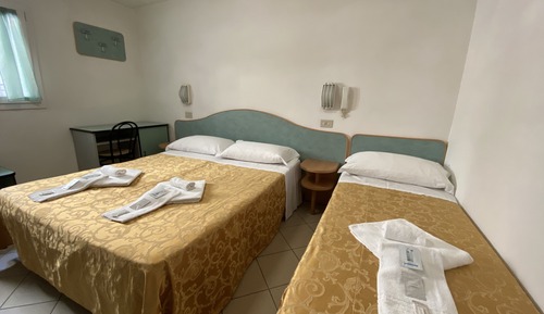 Habitación triple estándar, planta baja