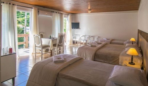 Habitación cuádruple Deluxe