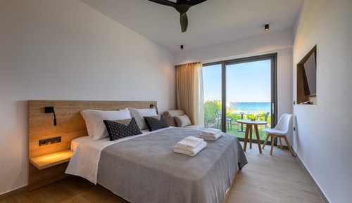 Estudio, vistas al mar (3, with terrace)