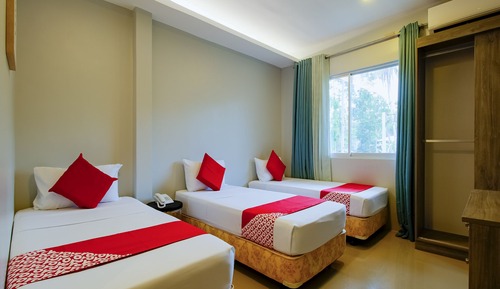 Deluxe Triple Room