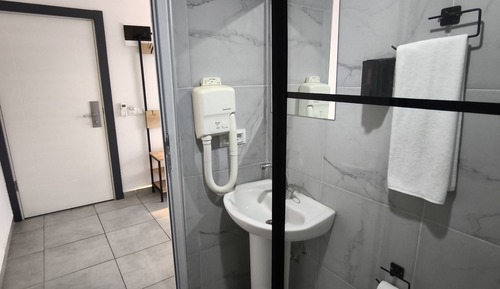 Habitación familiar, balcón